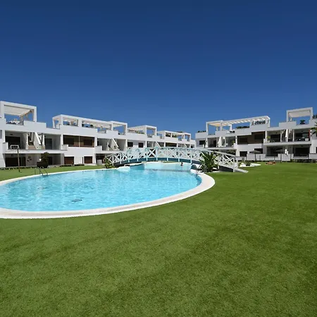 House By United Renters Villa *