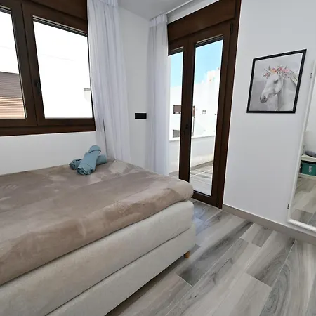 House By United Renters Villa